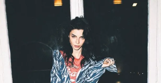 Üniversite sınavına hazırlanan Merve Boluğur kendisini ti’ye aldı