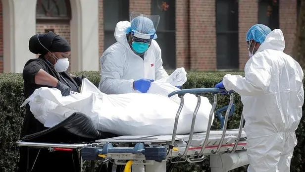 Koronavirüsün merkezi haline gelen ABD'den korkutan haber: Ölü sayısı son 24 saatte 1068 arttı-1