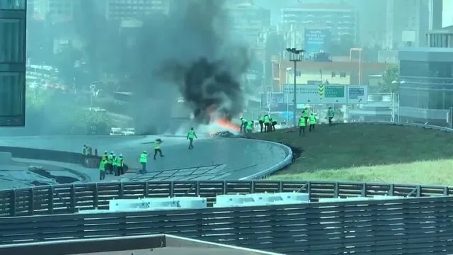 Son dakika haberi: İstanbul Zincirlikuyu'da yangın paniği! Alevler gözyüzünü kapladı-1