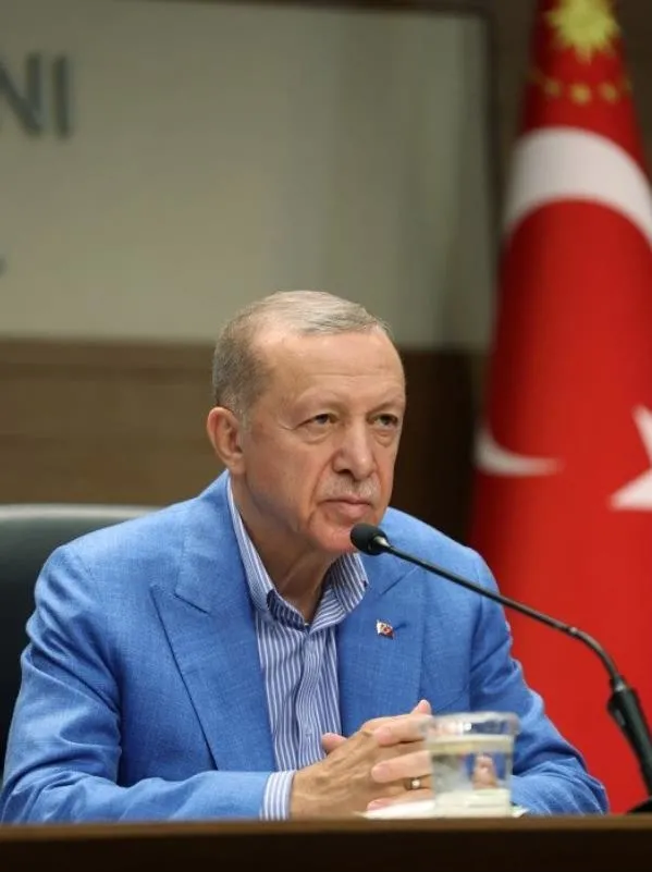 baskan-erdogan-gerekirse-yollari-ayiririz-demisti-abden-1696258788671.jpeg Başkan Erdoğan'ın tarihi resti sonrası AB'den iş birliği açıklaması: "Türkiye ile ilişki kurmaya hazırız"-2