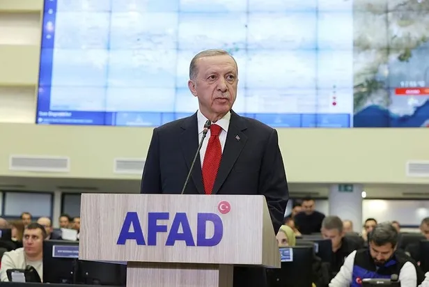 deprem-kabinesi-sonrasi-baskan-erdogan-acikladi-yakinini-kaybeden-depremzedelere-100-bin-lira-maddi-destek-kon-1676407898105.jpeg 'Deprem Kabinesi' sonrası Başkan Erdoğan açıkladı! Yakınını kaybeden depremzedelere 100 bin lira maddi destek... Konut yapımı başlıyor-7