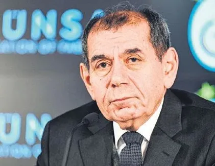 Dursun Özbek’ten Fenerbahçe’ye taş!