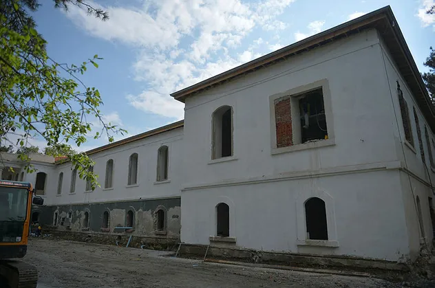 2. Abdülhamit tarafından yapılmıştı! Tarihi Hadımköy Askeri Hastanesi'nde restorasyon çalışmalarında sona gelindi!