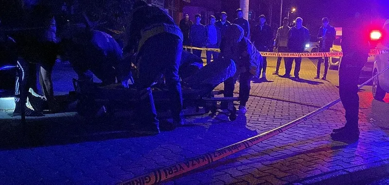 1716676655470.jpeg Konya'da tekel bayisine silahlı saldırı: 4 kişi yaralandı-2