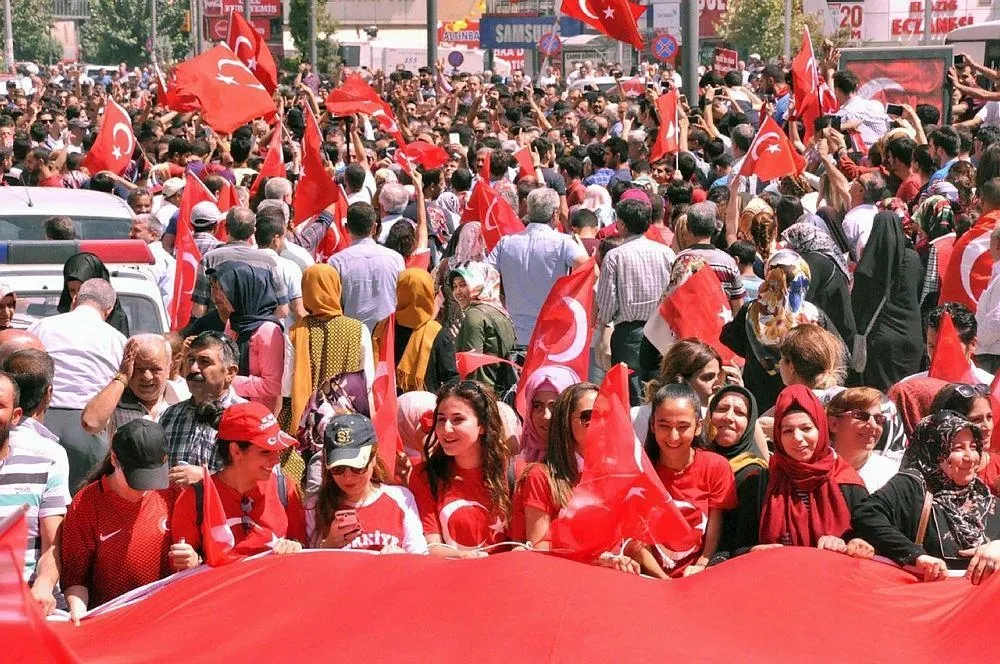 Teröre karşı tek ses tek yürek-6