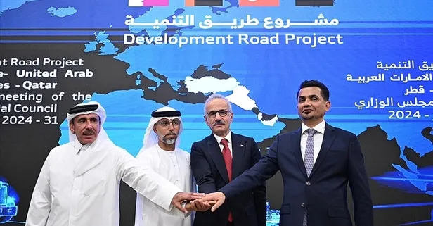 Bağdat’ta dörtlü zirve! Bakan Uraloğlu Kalkınma Yolu Projesi için tarih verdi