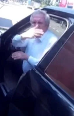 Aziz Yıldırım tartıştı, korumaları müdahale etti