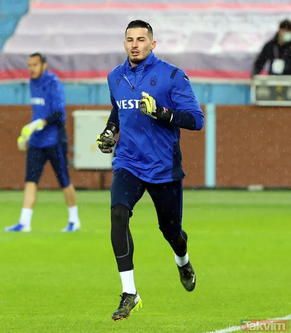 Roma Rui Patricio'yu kadrosuna kattı! Gözler şimdi Uğurcan Çakır'da - 11