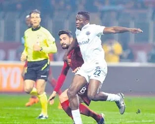Chelsea ile anlaşan Kartal Omeruo’yu bitirdi