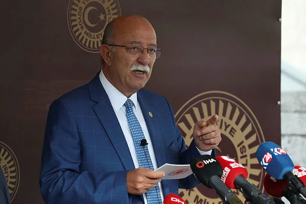 Son dakika: Yeni parti mi kuruluyor? İYİ Parti'den istifa eden Koncuk'tan zehir zemberek sözler: FETÖ elebaşına övgüler düzenler divan üyesi-4