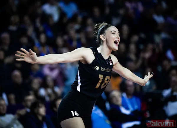 Voleybolcu Zehra Güneş sevgilisi Eren Dişli'yi tek hamlede silip attı! Zehra Eren'e smacı bastı! O hamle sonrası kafalar karışık - 2