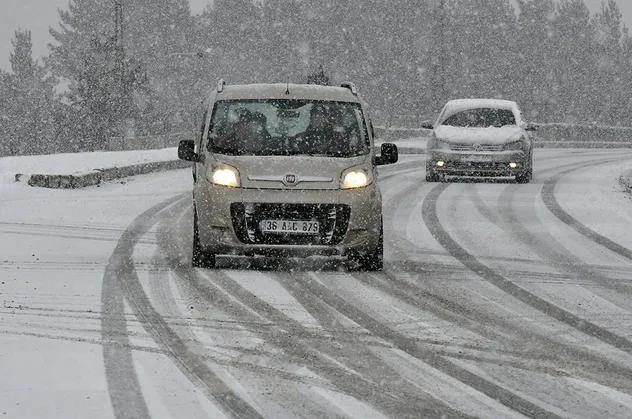 Meteorolojiden son dakika kar uyarısı! 10 il için sarı kodlu alarm verildi