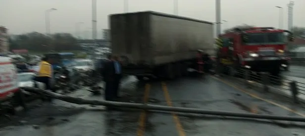 İstanbullular dikkat! E-5'te trafiği durduran kaza
