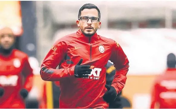 okan-buruktan-sol-beke-supriz-hamle-spor-haberleri-1661991166984.jpeg Okan Buruk'tan sol beke süpriz hamle! | Spor haberleri-3