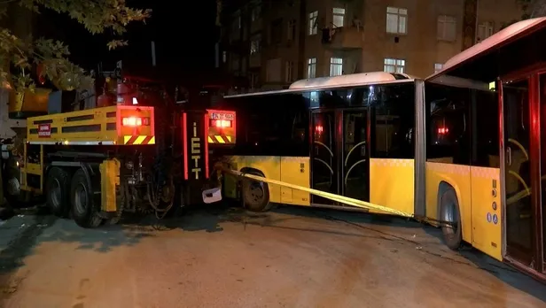 Son dakika: İstanbul Sultangazi'de İETT otobüsü ortadan ayrıldı: Facianın eşiğinden dönüldü-1