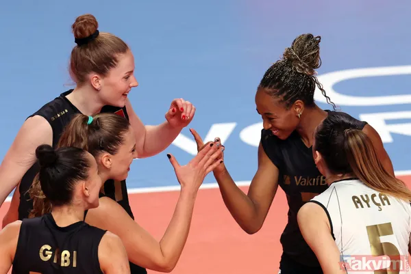 SON DAKİKA: FIVB Kadınlar Dünya Kulüpler Şampiyonası'nda Fenerbahçe'yi yenen VakıfBank finale çıktı - 20