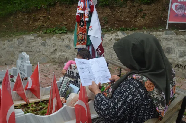 Şehit Eren Bülbül anısına hüzünlü karne! Sosyal medyada paylaşım rekoru kırdı-7