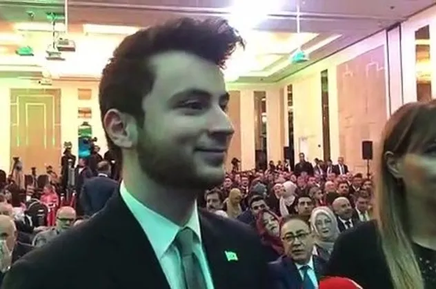 Ahmet Davutoğlu'nun partisinin Kurucular Kurulu Üyesi İsmail Günaçar FETÖ dili kullandı!