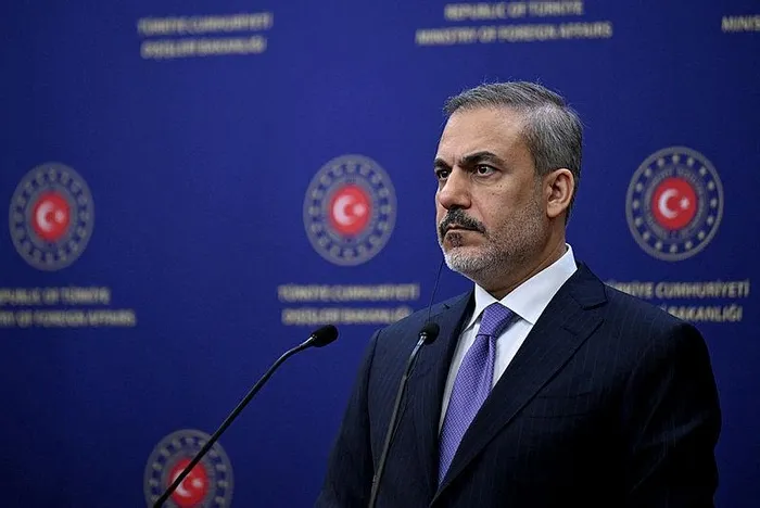Dışişleri Bakanı Hakan Fidan'dan Gazze'deki soykırıma sessiz kalan Batı'ya sert tepki: "İnsanlık suçuna ortak olmayın"-4
