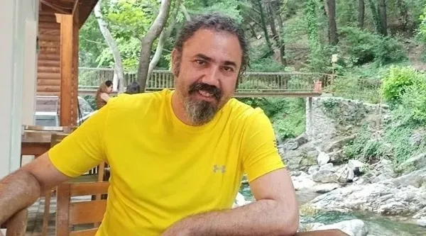 1675144943576.jpg Mucize kurtuluş kamerada: Kafası çevirince ölümün kıyısından döndü-8