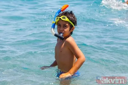 Antalya’da güneşi gören sahile koştu