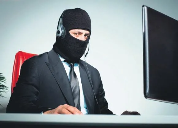 boyle-vicdansizlik-gorulmedi-gozu-donmus-hirsiz-engelli-ilhan-senerin-akulu-sandalyesini-caldi-1645485556694.jpeg Böyle vicdansızlık görülmedi! Gözü dönmüş hırsız engelli İlhan Şener’in akülü sandalyesini çaldı-8