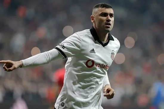Beşiktaş'ın golcü futbolcusu Burak Yılmaz açıkladı: Geçmişe yönelik alacaklarımı...-1