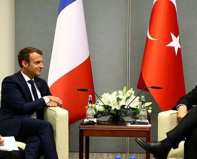 Cumhurbaşkanlığı hesabından Macron’a ince mesaj