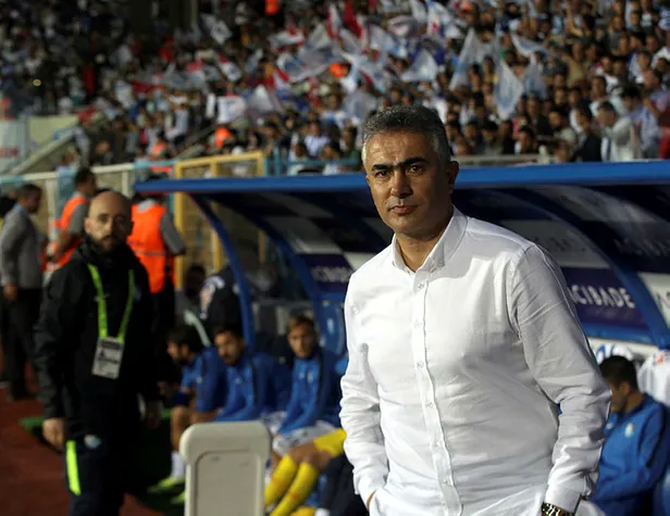BB Erzurumspor Mehmet Altıparmak ile yollarını ayırdı-1