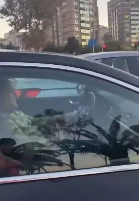 kadikoyde-bisikletli-kadini-taciz-etmisti-41-akp-666-plakali-aracin-soforu-tutuklandi-1700050823622.jpg Kadıköy'de bisikletli kadını taciz etmişti! 41 AKP 666 plakalı aracın şoförü tutuklandı-2