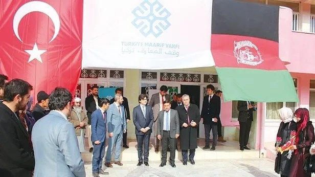 Son dakika haberi: Afganistan'da FETÖ'ye darbe! 5 okulu Eğitim Bakanlığı devraldı-1