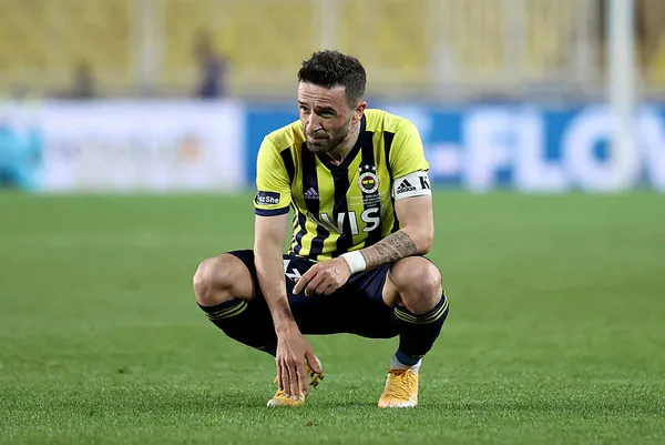 1625812560119.jpg Gökhan Gönül Fenerbahçe'den ayrılıyor mu?-5