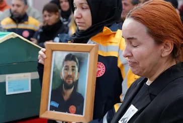 Sigara yok deyince canına kıydılar! Genç sağlıkçı Hamit Aras son yolcuğuna uğurlandı