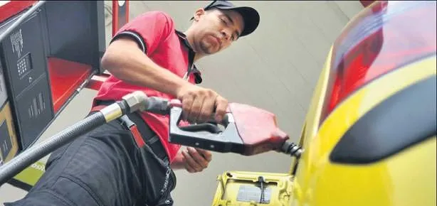 Petrolu olan havasını atıyor