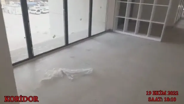 chpnin-yalanlarla-dolu-egitim-vizyonu-bitmemis-ogrenci-yurdunu-torenle-actilar-1666211523744.jpeg CHP'nin yalanlarla dolu eğitim vizyonu: Bitmemiş öğrenci yurdunu törenle açtılar!-5