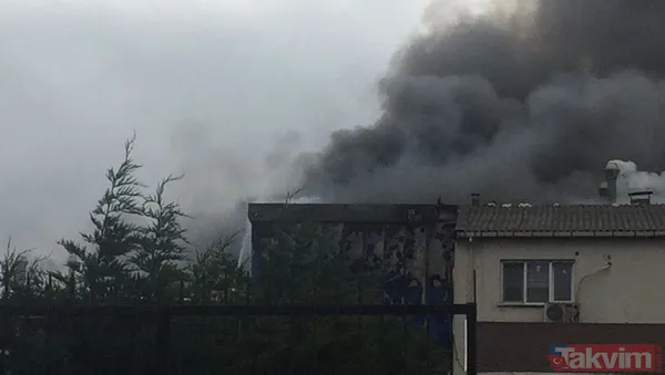 SON DAKİKA: Kocaeli Dilovası'nda ilaç fabrikasında yangın! Dumanlar gökyüzünü kapladı - 2
