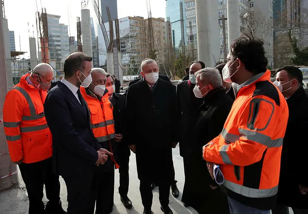 baskan-erdogan-marmara-universitesi-recep-tayyip-erdogan-kulliyesi-insaatini-inceledi-1618673884291.jpg Başkan Erdoğan, Marmara Üniversitesi Recep Tayyip Erdoğan Külliyesi inşaatını inceledi-1