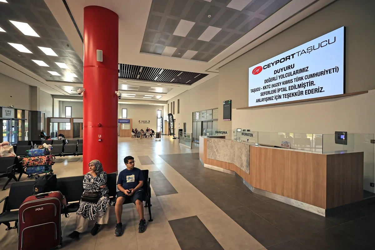 mersin-girne-arasindaki-seferler-iptal-edildi-1788171582149.jpeg Feribot faciası sonrası Mersin-Girne arasındaki tüm seferler iptal edildi-3
