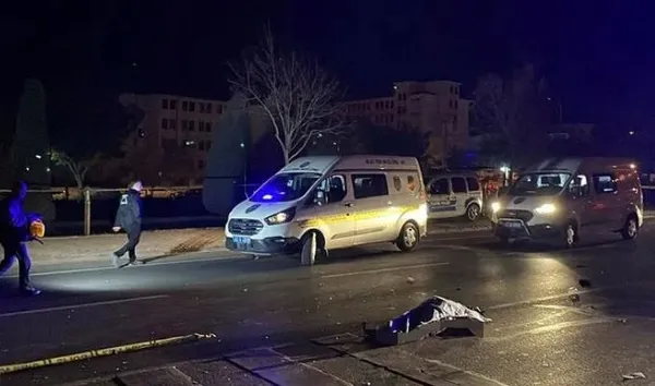 1699724280365.jpeg Konya'da katliam gibi kaza! Otomobil, yolun karşısına geçmeye çalışan yayalara çarptı: 5 ölü, 5 yaralı-5