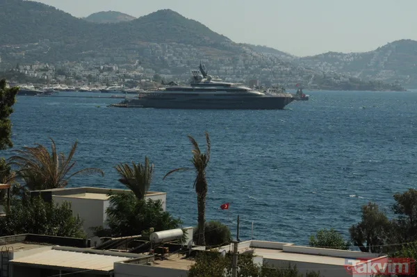 100 milyon dolardan pahalı! Yüzen saray Flying Fox Bodrum'da üzerindeki helikopter bile 10 milyon dolar - 8