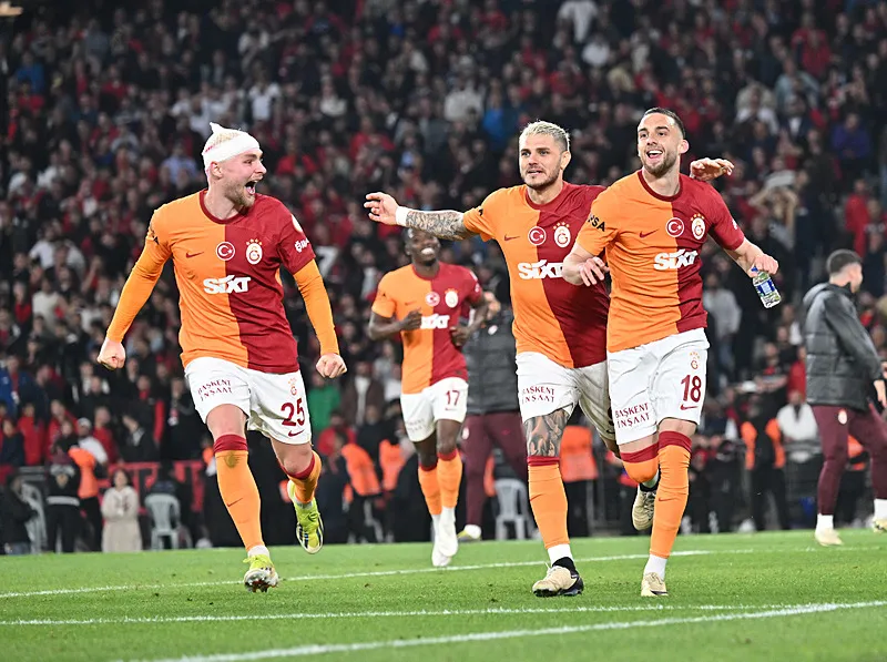 Galatasaray'ı şoke eden ayrılık iddiası! İtalyanlar duyurdu: Evi bile hazır - 3