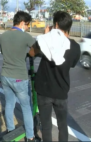 Pendik'te korkunç olay! Scooterla yolun karşısına geçerken otomobil çarpan genç öldü