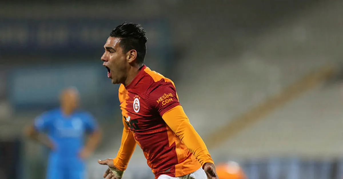 Son dakika Galatasaray haberleri | Falcao için milyoner iş adamı devrede