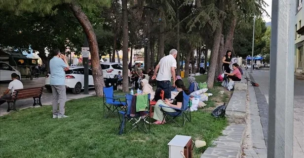 Balıkesir'de deprem! AFAD büyüklüğünü duyurdu