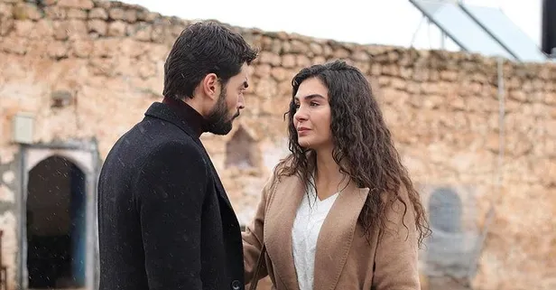 Hercai hayranları, minikler için kolları sıvadı! Ebru Şahin ve Akın Akınözü adına kütüphane yaptırdılar...