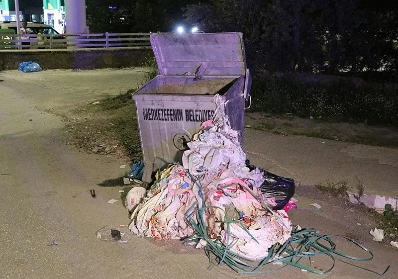 Denizli'de kan donduran olay! Çöp konteynerinde yeni doğmuş bebek cesedi bulundu (DHA)