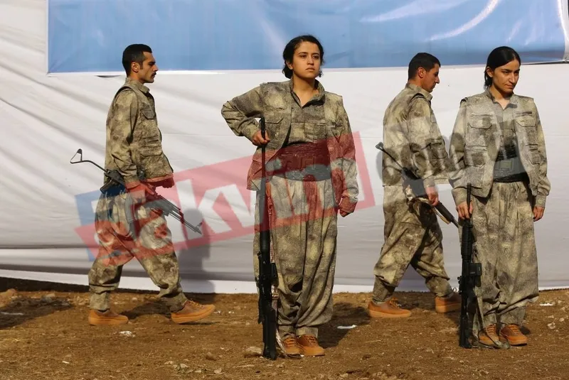 PKK Türkiye'den ve sınır hattından çekildi! Bildiriyi elebaşı Sabri Ok okudu: 25 terörist silahlarıyla beraber nereye gitti?-3