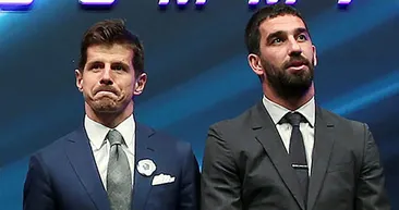 Emre Belözoğlu ve Arda Turandan sürpriz canlı yayın! Hagiyi unutursam taş olurum...