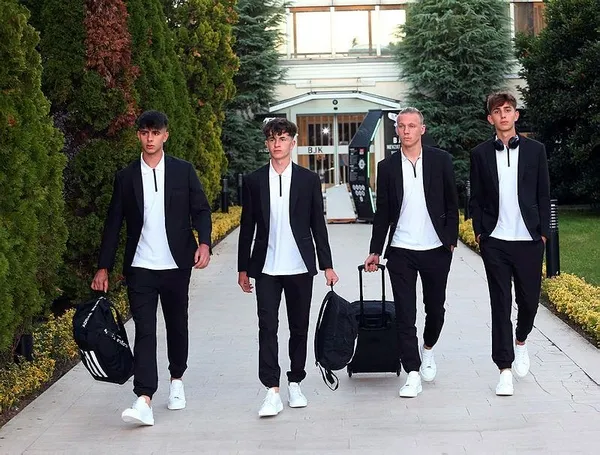 Beşiktaş'ın iki yıldızı Rosier ve Batshuayi bugün Ajax maçında oynayacak-2