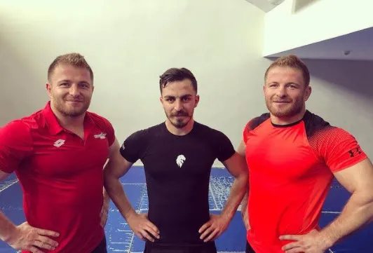 Survivor İsmail Balaban'dan bir tane daha varmış gerçek küçük dil yutturan cinsten! Masterchef'e de katıldığı ortaya çıkan İsmail...-8